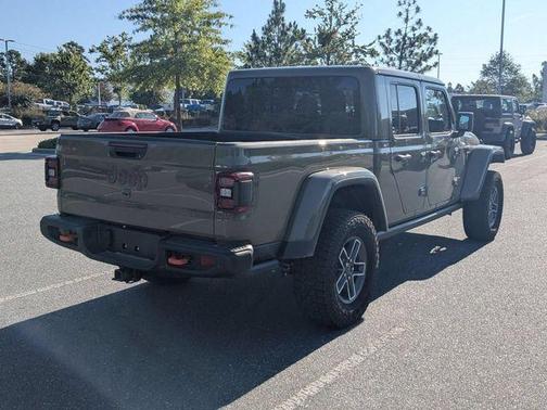 41 2025 Jeep Gladiator Mojave