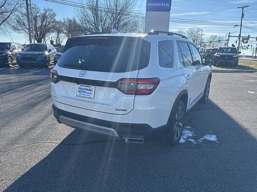 2024 Honda Pilot Touring 8-Passenger