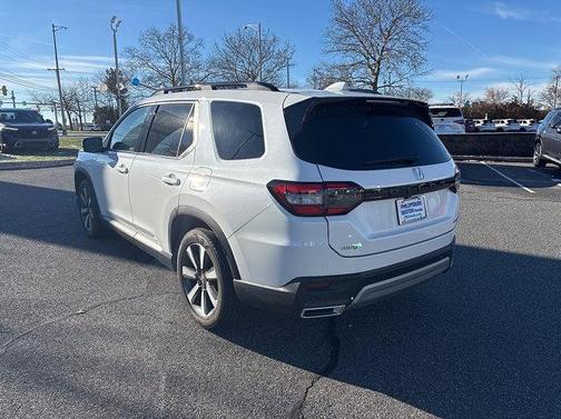 2024 Honda Pilot Touring 8-Passenger