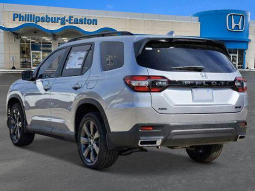 2025 Honda Pilot Sport AWD