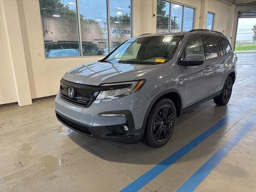 2022 Honda Pilot Black Edition AWD