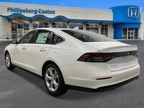 2025 Honda Accord LX 1.5T