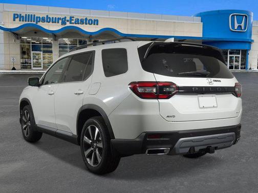 2025 Honda Pilot Elite AWD