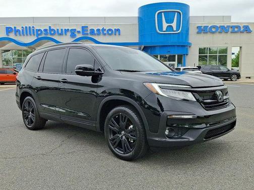 2022 Honda Pilot Black Edition AWD