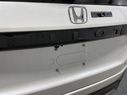 2025 Honda Pilot Elite AWD