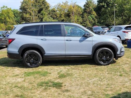 2022 Honda Pilot TrailSport AWD