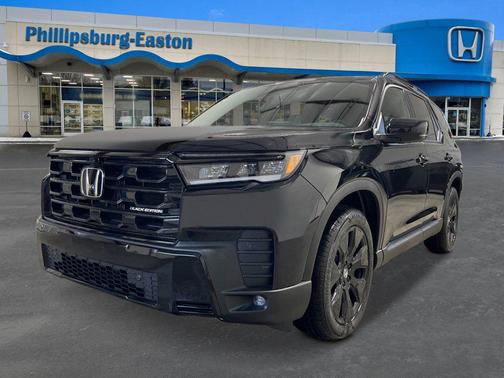 Crystal Black Pearl 2026 Honda Pilot Black Edition AWD
