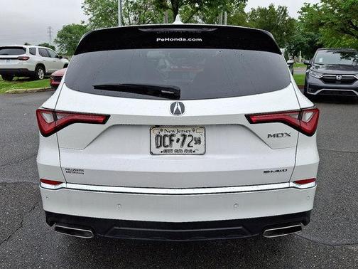 2023 Acura MDX SH-AWD w/Technology Package