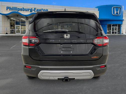2025 Honda Pilot TrailSport AWD