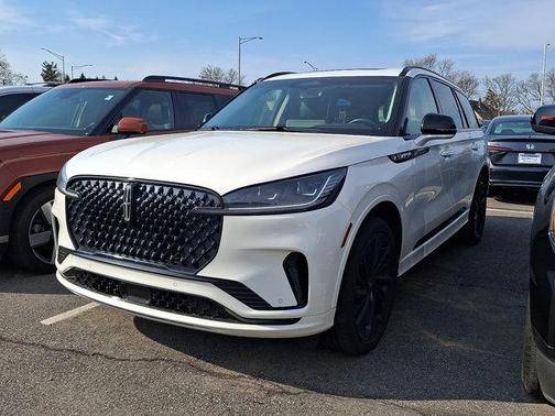 Pristine White Metallic Tri Coat 2025 Lincoln Aviator Reserve AWD