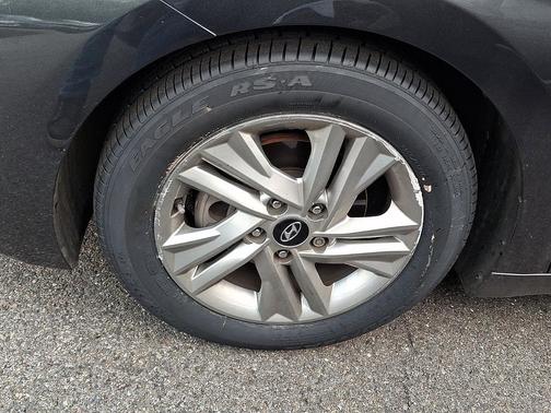 Portofino Gray 2020 Hyundai ELANTRA Value Edition