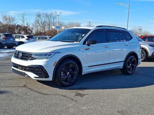 2023 Volkswagen Tiguan 2.0T SE R-Line Black 4MOTION