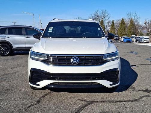 2023 Volkswagen Tiguan 2.0T SE R-Line Black 4MOTION