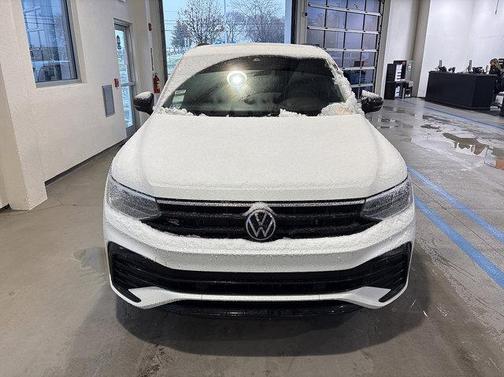 2023 Volkswagen Tiguan 2.0T SE R-Line Black 4MOTION