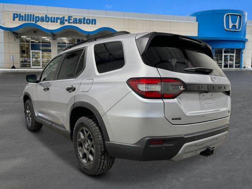 2025 Honda Pilot TrailSport AWD
