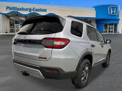 2025 Honda Pilot TrailSport AWD