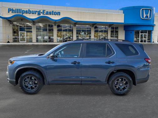 Smoke Blue Pearl 2026 Honda Pilot TrailSport AWD