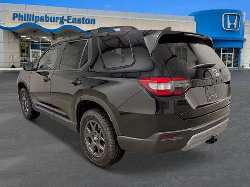2025 Honda Pilot TrailSport AWD