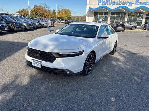 2023 Honda Accord Hybrid Base