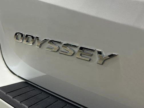2025 Honda Odyssey Touring Auto