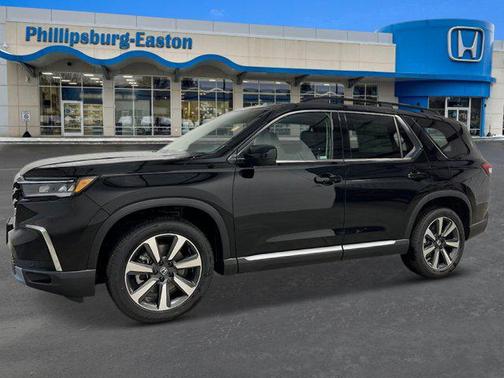 2025 Honda Pilot Touring 8-Passenger