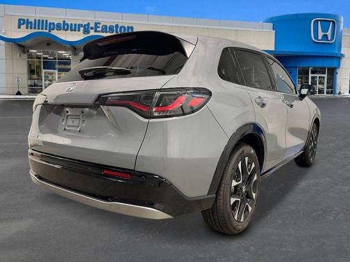 Urban Gray Pearl 2027 Honda HR-V EX-L