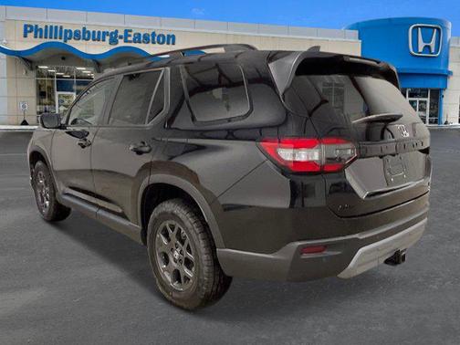 2025 Honda Pilot TrailSport AWD