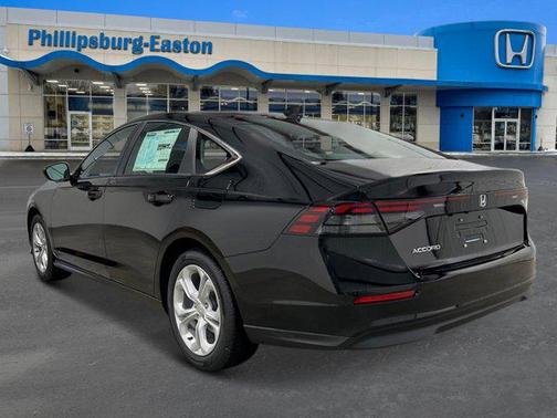 2025 Honda Accord LX 1.5T