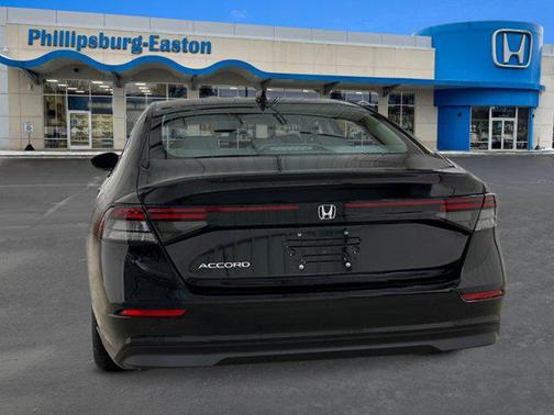 2025 Honda Accord LX 1.5T