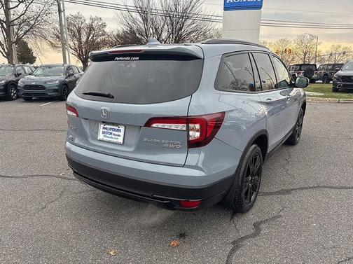 2022 Honda Pilot Black Edition AWD