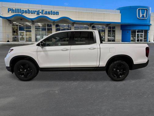 2025 Honda Ridgeline Black