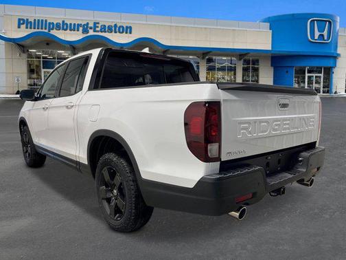 2025 Honda Ridgeline Black