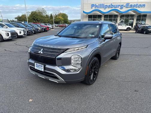 2022 Mitsubishi Outlander SEL FWD