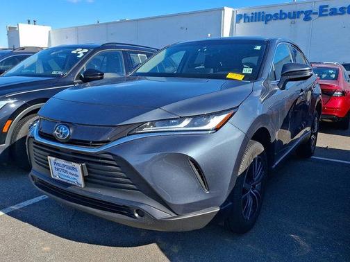 2024 Toyota Venza LE