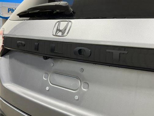 2025 Honda Pilot TrailSport AWD