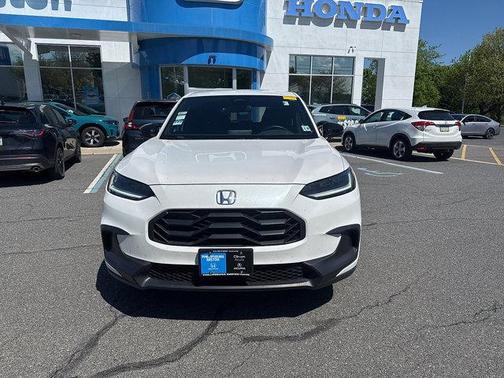 Platinum White Pearl   Wx 2024 Honda HR-V Sport