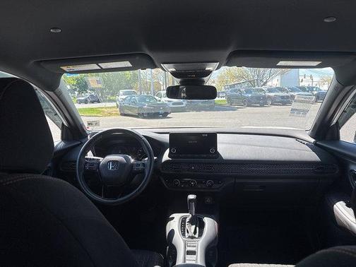 Platinum White Pearl   Wx 2024 Honda HR-V Sport