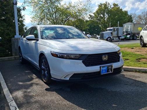 Platinum White Pearl   Wx 2023 Honda Accord EX