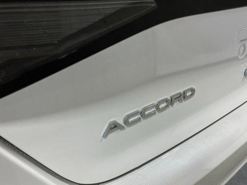 2025 Honda Accord LX 1.5T