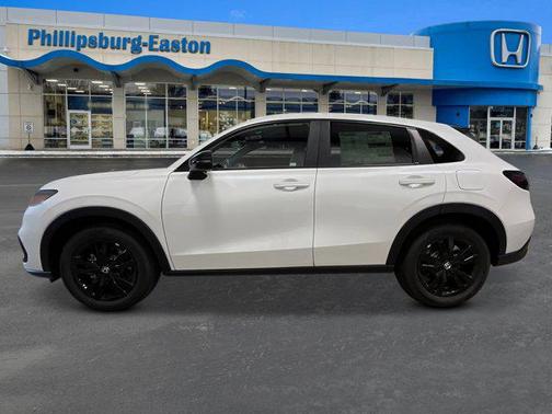 Platinum White Pearl 2026 Honda HR-V Sport AWD CVT