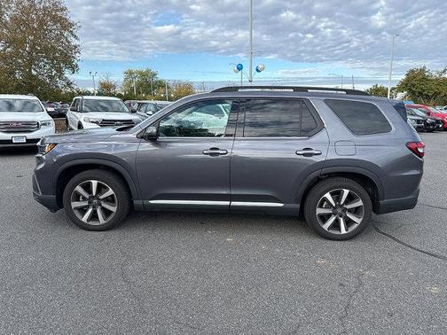 2024 Honda Pilot Touring 8-Passenger