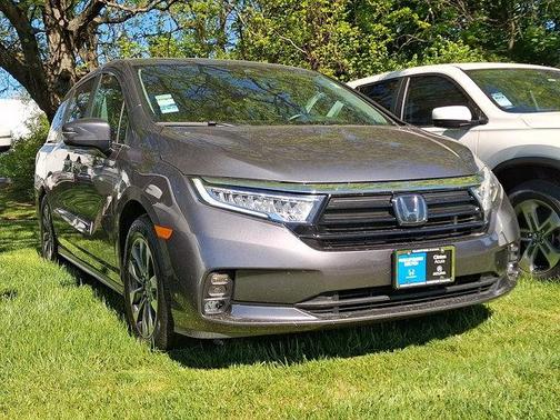 Modern Steel Metallic 2024 Honda Odyssey EX-L Auto