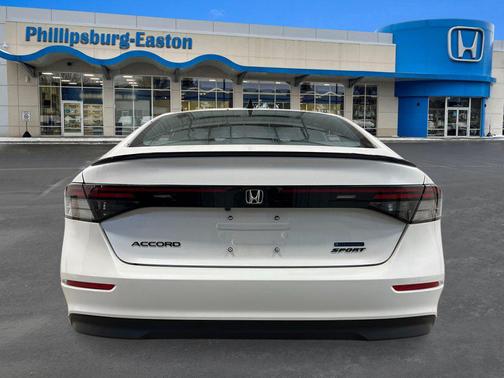 Platinum White Pearl 2026 Honda Accord Hybrid Sport