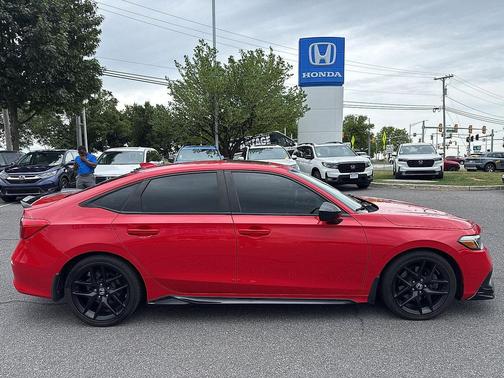 Red 2022 Honda Civic Si Base