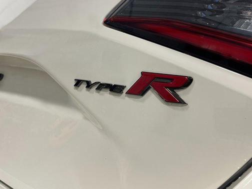 Championship White 2026 Honda Civic Type R Manual