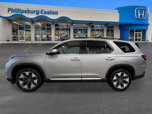 Solar Silver Metallic 2026 Honda Pilot Elite AWD