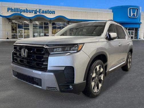 Solar Silver Metallic 2026 Honda Pilot Elite AWD