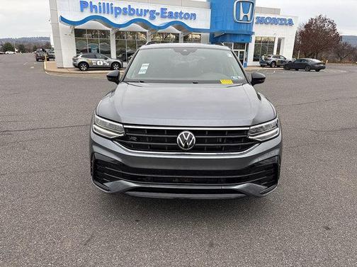 2022 Volkswagen Tiguan 2.0T SE R-Line Black 4MOTION