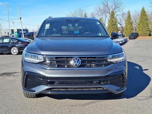 2022 Volkswagen Tiguan 2.0T SE R-Line Black 4MOTION
