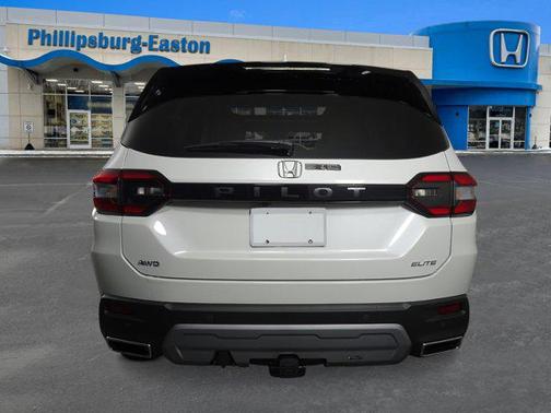 2025 Honda Pilot Elite AWD